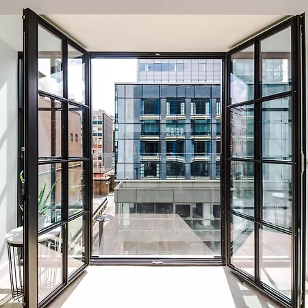 Hilltop Serviced Apartments - Piccadilly Manchester Exterior photo