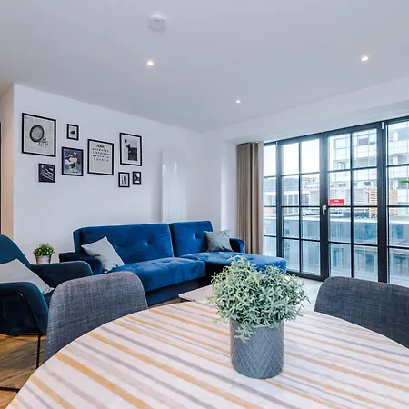 Hilltop Serviced Apartments - Piccadilly Manchester Exterior photo