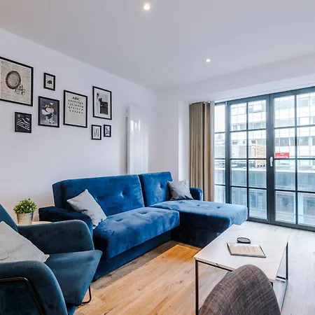 Hilltop Serviced Apartments - Piccadilly Manchester Exterior photo