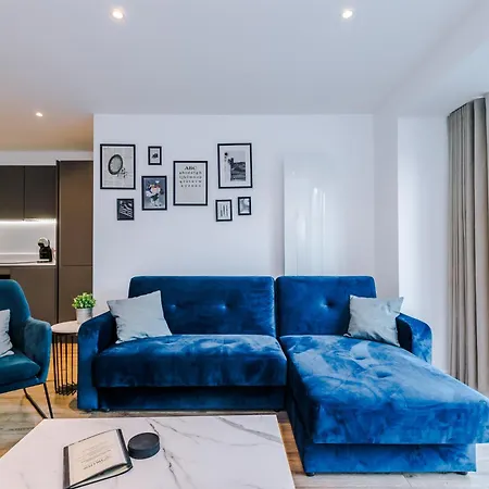 Hilltop Serviced Apartments - Piccadilly Manchester Exterior photo
