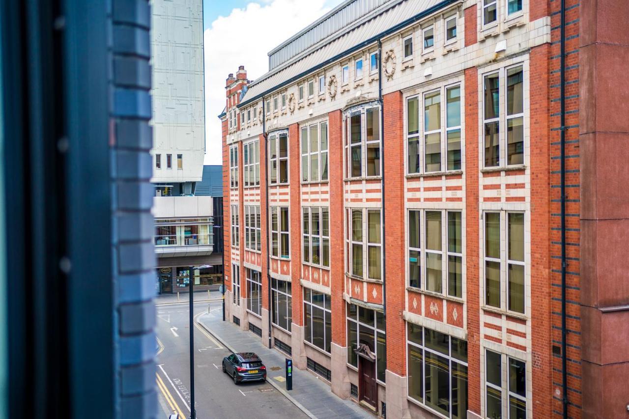 Hilltop Serviced - Piccadilly *